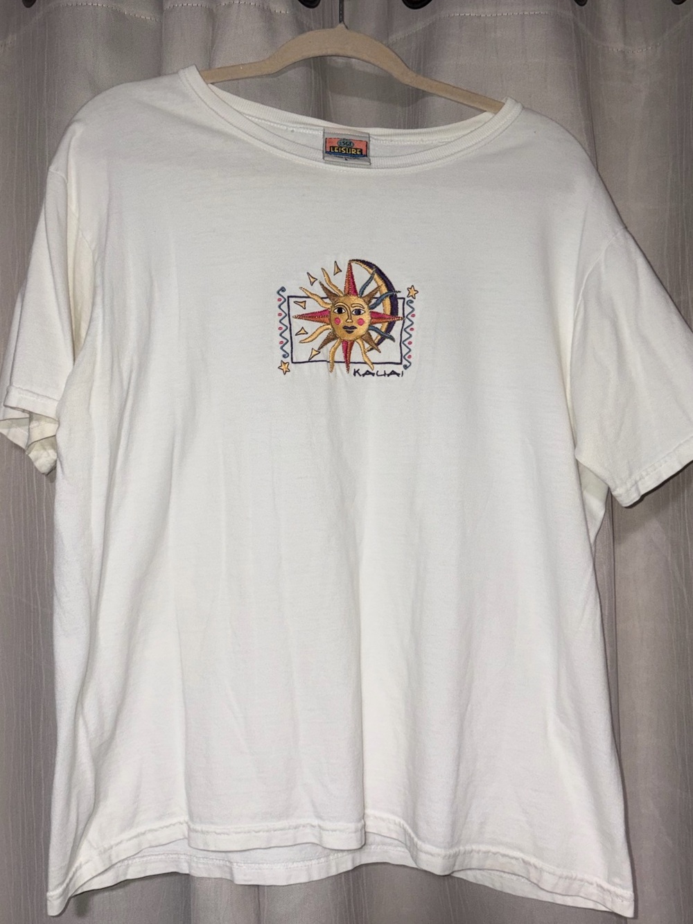 Vintage 90s Whimsical Sun and Moon Graphic Tee